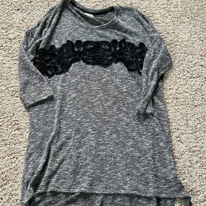 Large tunic length Maurice’s shirt.